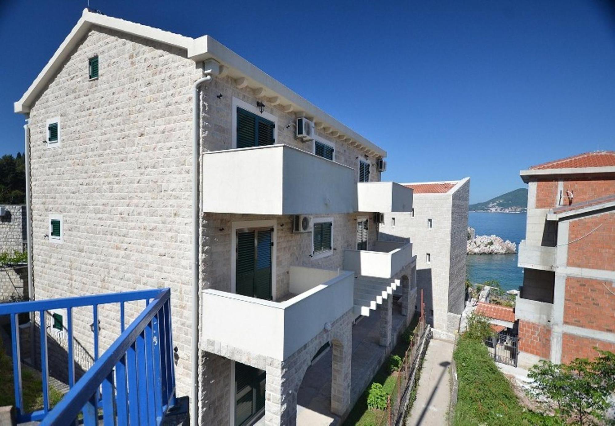 Guest House Villa Pastrovka Sveti Stefan Exterior photo
